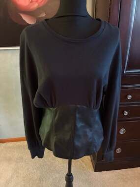 Pilcro Anthro Mixed Media Faux Leather Corset Sweatshirt Top Black XL A442